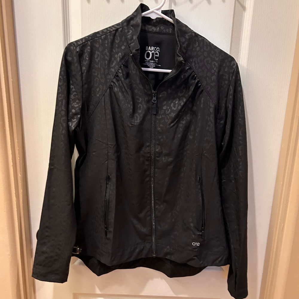 Barco One Black Leopard Print Scrub Jacket Size M